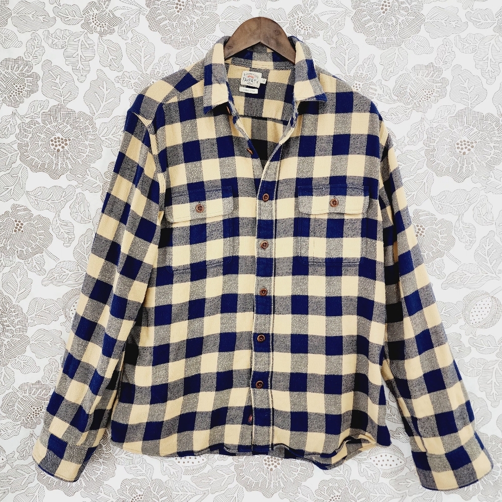 Faherty Flannel Button down Long sleeve Plaid Men's Shirt L 2446